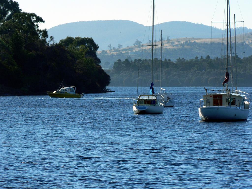 Derwent Retreat Villa Austins Ferry ภายนอก รูปภาพ
